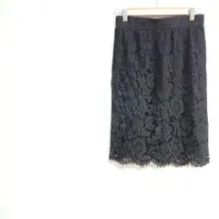 黒い花柄レースタイトスカート　M エレガント ウエストゴム、伸縮性　裏地
