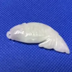商品番号：A +161 翡翠魚彫刻ペンダントトップ ～豊穣と守護の象徴～
