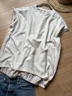 クラウドナイン　カットソー　新品　デザイン　うしろストライプ　ナチュラルのサムネイル