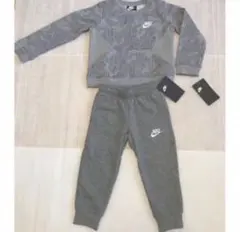送料無料 新品 NIKE フリース クルースウェット＆ジョガーパンツセット3T
