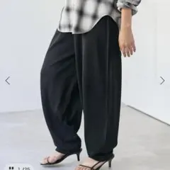 スピックアンドスパンニットカーブパンツ