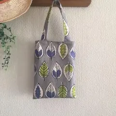 ハンドメイド✴︎トートバック　ミニ　葉っぱ　リーフ　北欧