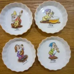 disney sango 7人の小人 小皿４枚セット