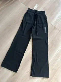 タグ付き　ユニクロ　リブニットパンツ　ブラック　黒　L