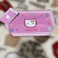 ハローキティ 舟形ポーチレトロ新品未使用タグ付き