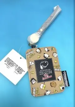 スヌーピー リール付きパスケース フェイス②