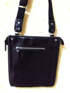 Item thumbnail for item 4734bbb9-04c5-4b61-a98c-7d002ef2ba86