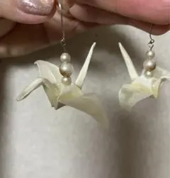 折り鶴のピアス　京都の和紙　ピアス　パール付き