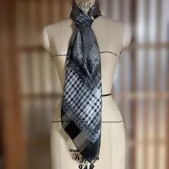 大判スカーフ ブラック・ホワイト
