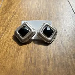 スクエア型 シルバーピアス