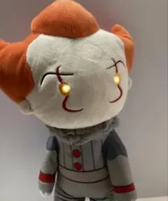 IT ペニーワイズ ぬいぐるみ 吸盤付きのサムネイル