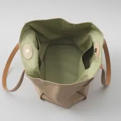 福岡の鞄作家が作った 職人本革のナーヴェトート〈エクリュベージュ〉のサムネイル