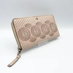 【TORY BURCH（トリーバーチ）】長財布 レザー ベージュ パンチング