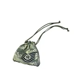 Item thumbnail for item d8fabc9b-4738-4bc5-8ca5-9d1700641052