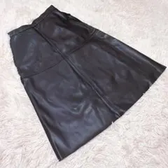 H&M エイチアンドエム　（EUR 36P）　スカート　フェイクレザーのサムネイル