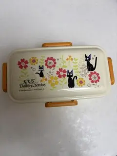 ふんわり盛れる ドーム型フタ 弁当箱 530ml 魔女の宅急便