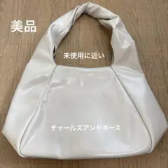2025年最新】charles & keith バッグ ホワイトの人気アイテム