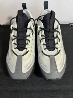 Item thumbnail for item 0741f1ac-6175-4dd0-8757-fa03e7769c44