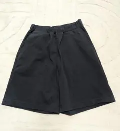 140サイズ 黒 ハーフパンツ　ユニクロ