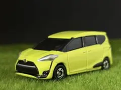 【希少】人気商品　トミカ　シエンタ　99のサムネイル