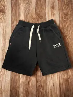 SY32 ブラックショートパンツ