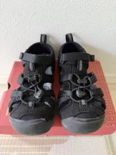 KEEN サンダル ブラック　SEACAMP 18.5cmのサムネイル