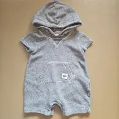かわいい☆　baby GAP フード付きロンパース 6-12ヶ月 グレー70