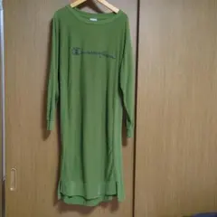Champion 　スウェット長袖ワンピース