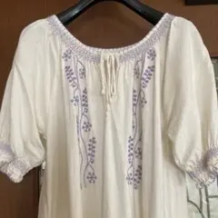 刺繍チュニックブラウス