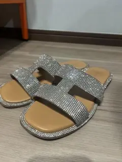 ストラップ サンダル