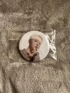 SEVENTEEN カフェ　缶バッジ　ホシ