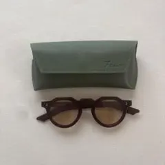 Few by NEW. F5 ハバナ サングラス クラウンパント 人気モデルのサムネイル