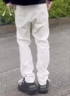 COMME CA ISM white pantsのサムネイル
