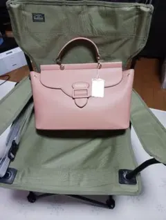 ピンク ハンドバッグ 中型 合成皮革