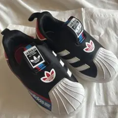 adidas スニーカー スリッポン