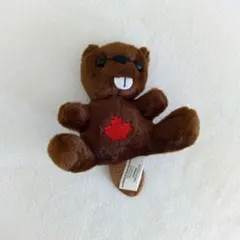 ビーバーのぬいぐるみ カナダ　刺繍　動物　ぬいぐるみ