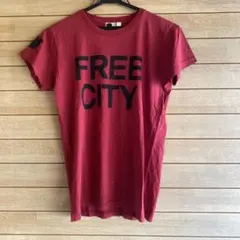 S514.6 FREE CITY 赤 Tシャツのサムネイル