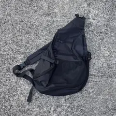 archive tech gimmick sling bag black Y2K - メルカリ