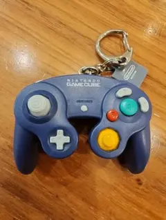【nintendo museum限定】ゲームキューブ　キーホルダー