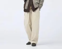 UNIQLO U ユニクロユー　コーデュロイタックワイドパンツ ベージュ S