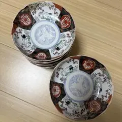 古伊万里色絵　中鉢五個セット　裏も表も贅沢な絵付け　底裏に釜傷あり格安 最終処分特価 古伊万里色絵中鉢五個セット裏も表も贅沢な絵付け 底裏に