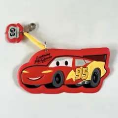 ディズニーリゾート　ライトニング・マックイーン キーホルダー　パスケース