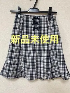 フレアミニスカート ネイビーとホワイトのチェック柄