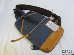 Bianchi ビアンキ ボディバッグ ネイビー
