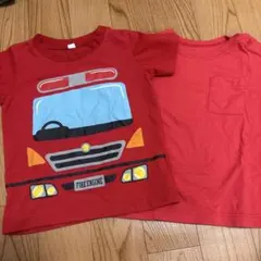 値下げ　消防車プリントと赤Tシャツの2枚のサムネイル
