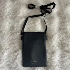 Item thumbnail for item ac4b0ac2-70bd-4b36-809c-16117fc3b3f1