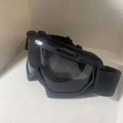 新品　美品　ゴーグル　スノーゴーグル　スノボ　スキー　スノボー　ブラック