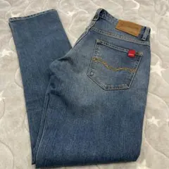 Item thumbnail for item 850e82b0-98c1-4ff6-bcf5-889a352f21cf