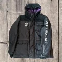 カステルバジャック ブラックダウンジャケット