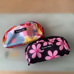 Hanna Hula ポーチ 2個セット 花柄のサムネイル